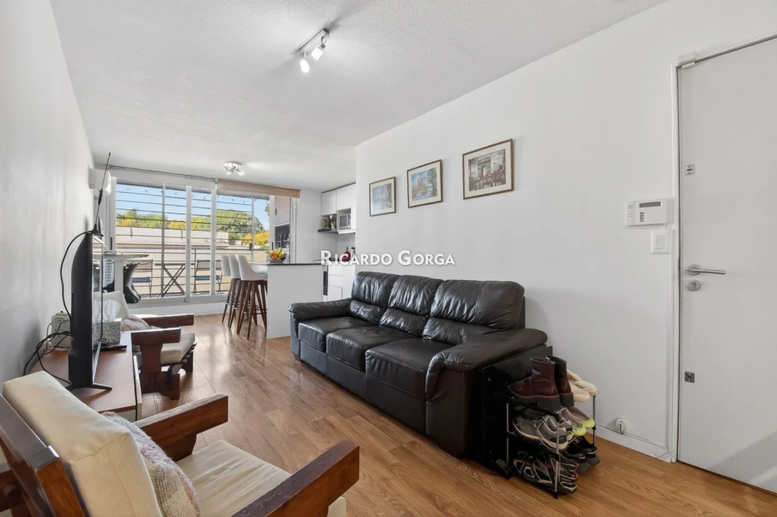 NUEVO INGRESO! Hermoso Apartamento de 3 dorm 2 baños y doble cochera - Prado Sur - Imagen 2