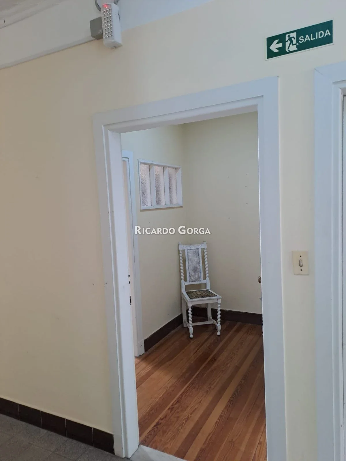 Oficina en venta en Ciudad Vieja sobre 25 de mayo - Imagen 4