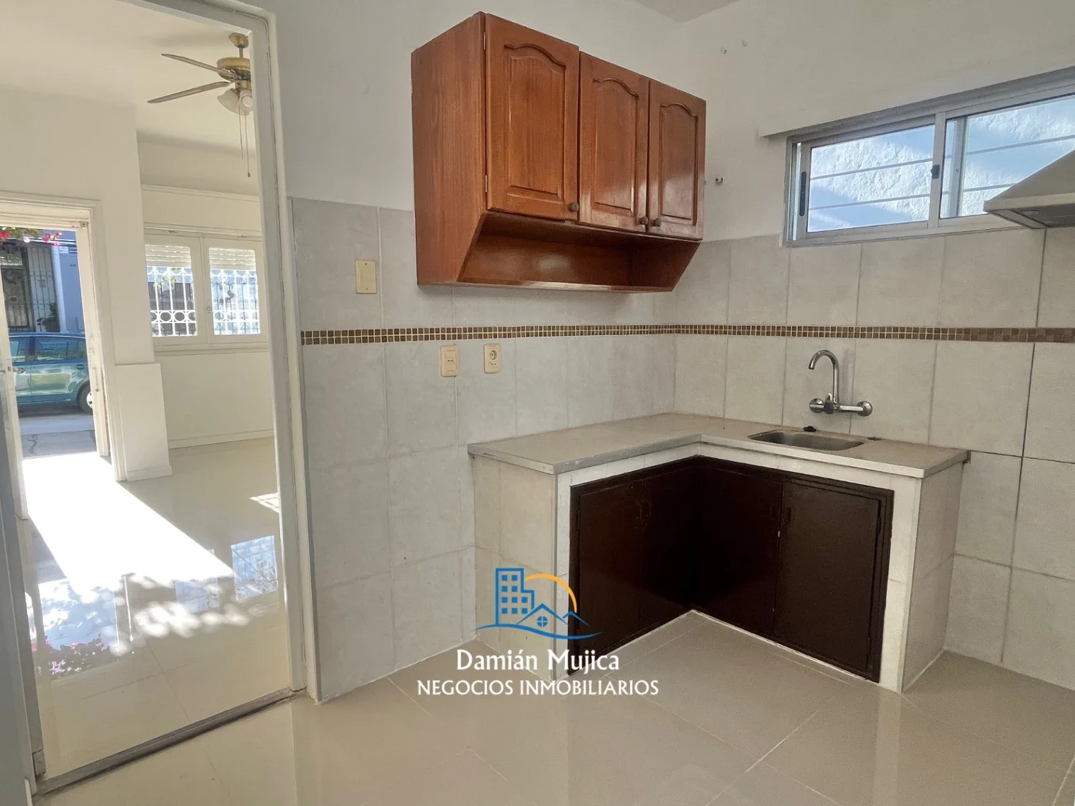 Casa en alquiler de 2 dormitorios + escritorio (Parque Batlle) - Imagen 3