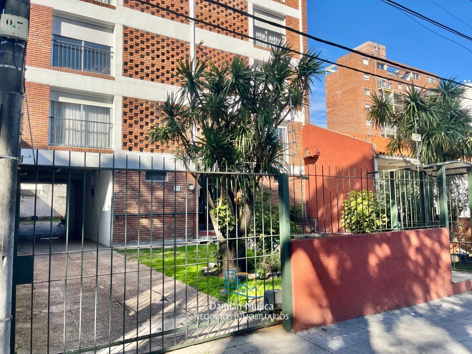 Apartamento en venta c/ cochera en Buceo - Imagen 1