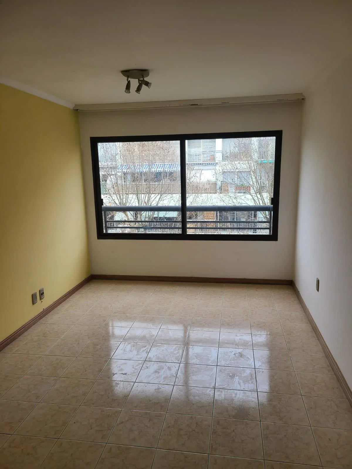 Apartamento en alquiler c/ cochera en Pocitos - Imagen 2
