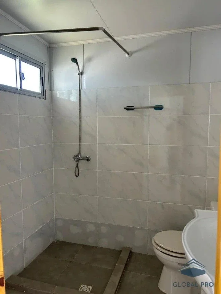 Casa en alquiler c/ cochera en Villa Aeroparque - Imagen 4