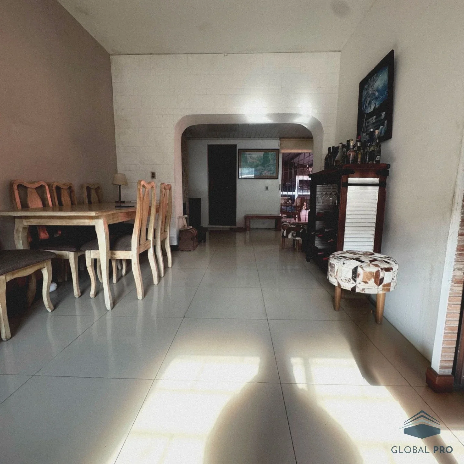 Casa en venta 5 dorm con patio con cochera en Prado - Imagen 2
