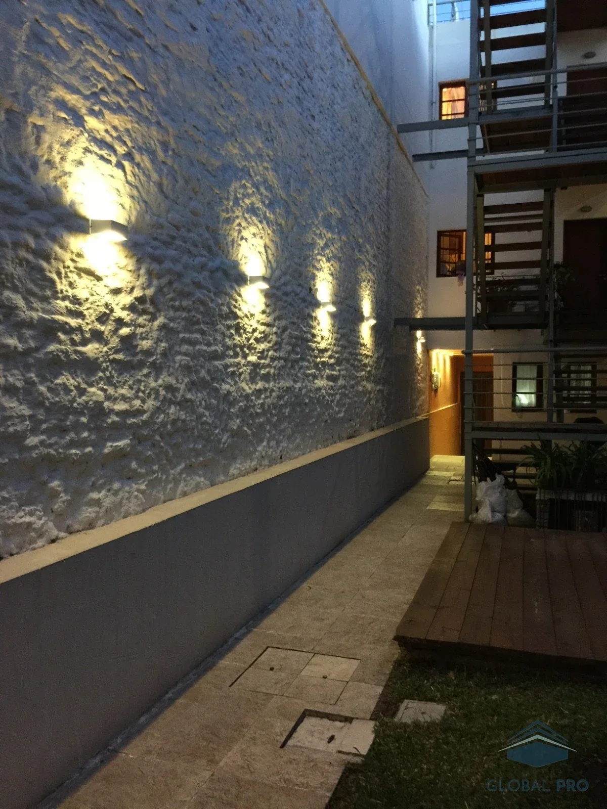 Venta Apartamento de 2 dormitorios 2 baños en Palermo - Imagen 2