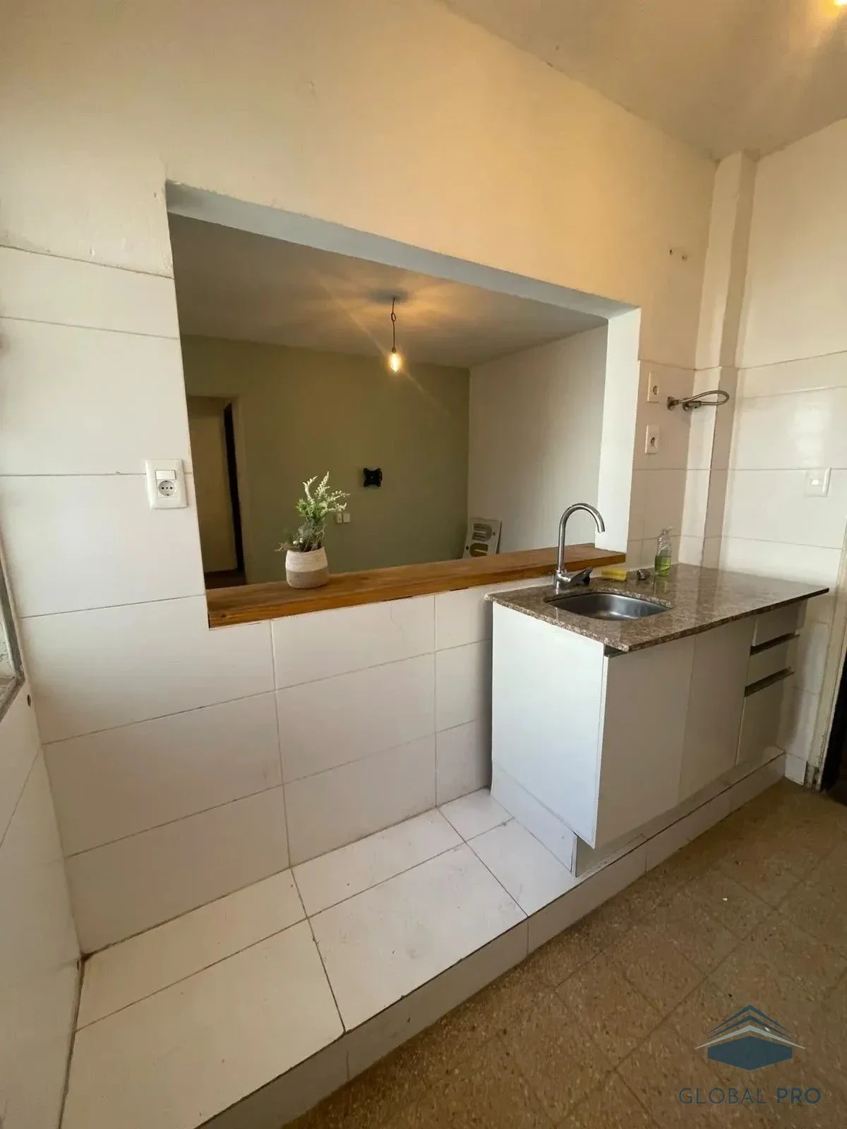 Apartamento en alquiler en Ciudad Vieja - Imagen 2