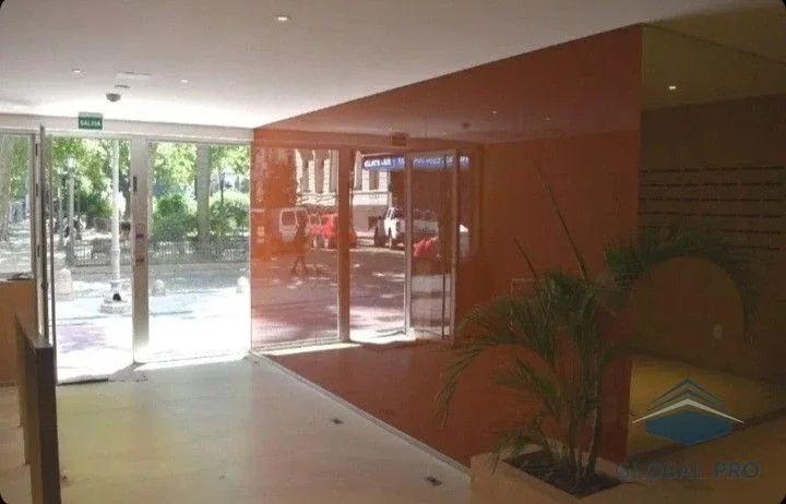 Apartamento en alquiler en Centro - Imagen 1