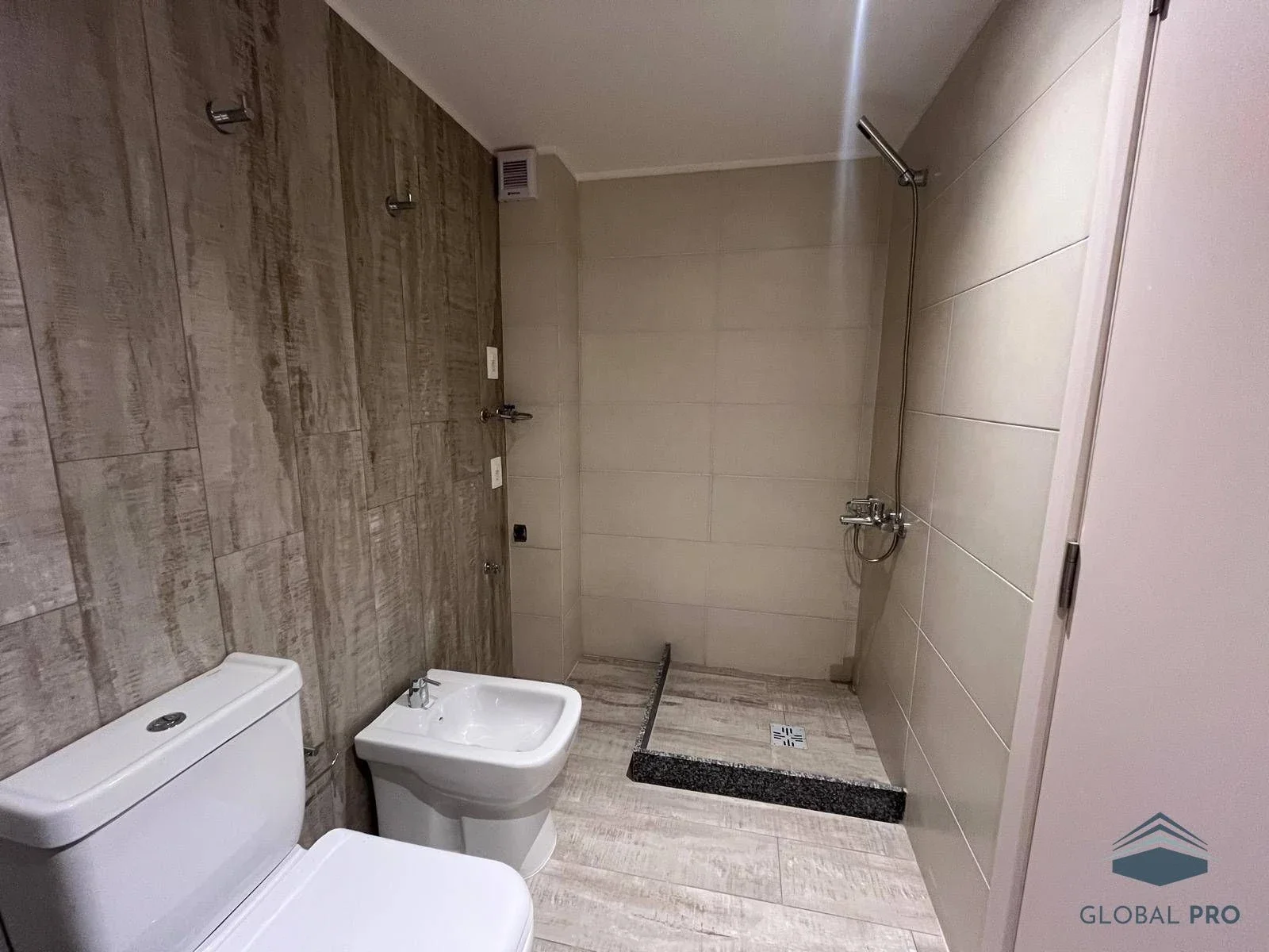 Apartamento en alquiler en Cordón - Imagen 2