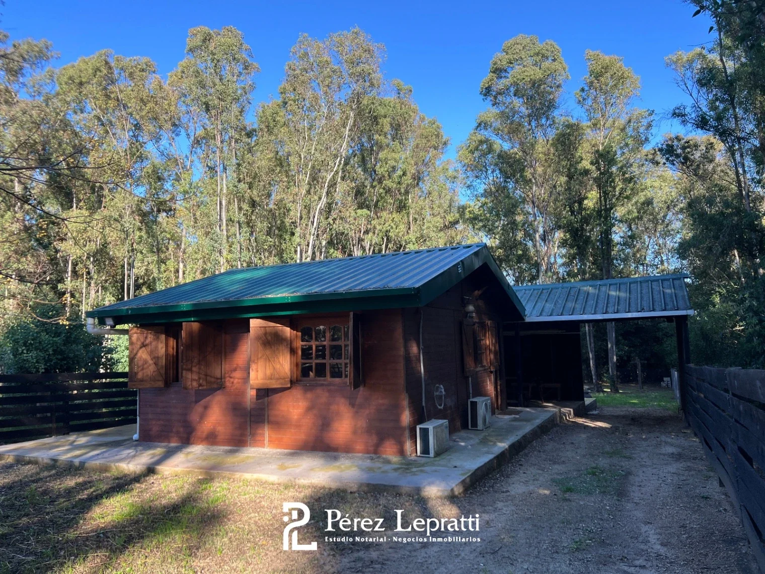 Casa cabaña en venta cochera y barbacoa en Balneario Zanja Honda - Imagen 3