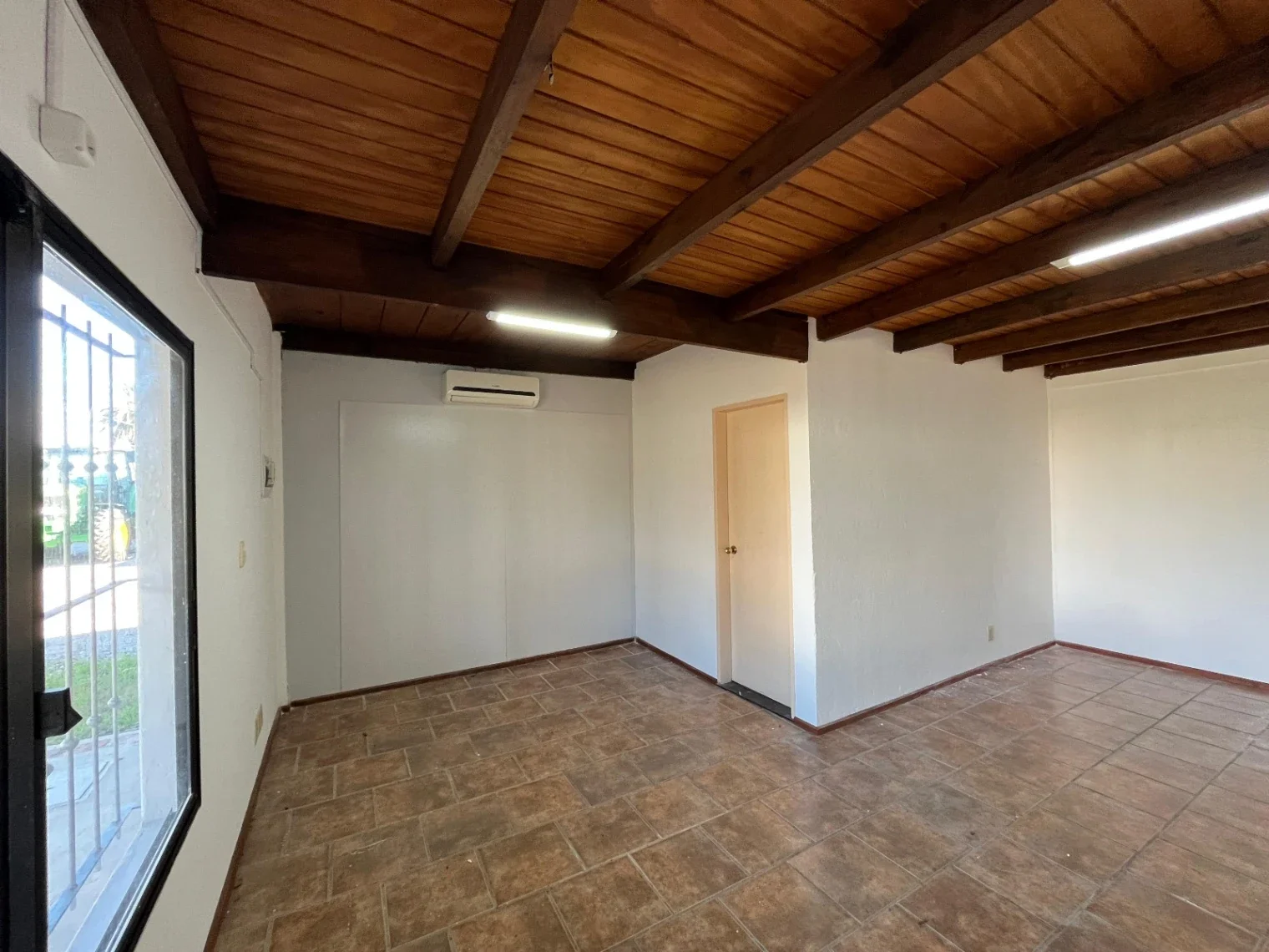 Local Comercial en alquiler ubicado en Colonia Valdense - Imagen 3