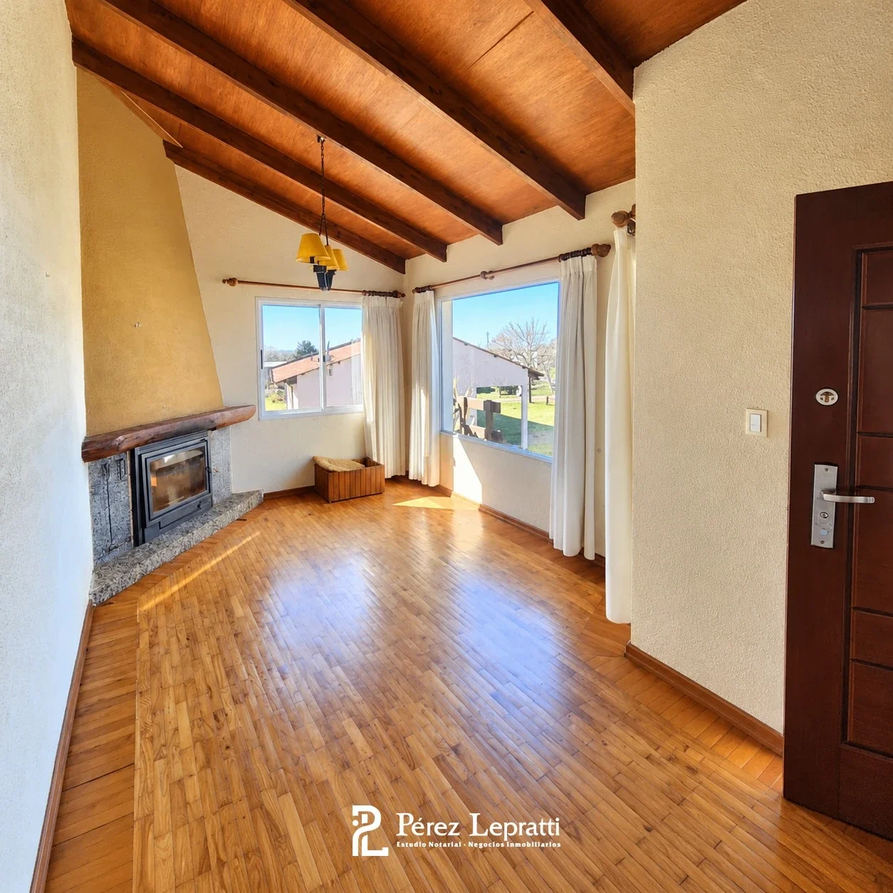 Casa en alquiler c/ cochera en Nueva Helvecia - Imagen 3
