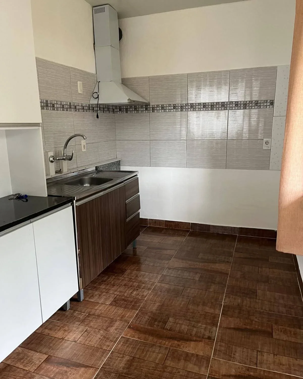 Casa en alquiler c/ cochera en Nueva Helvecia - Imagen 4