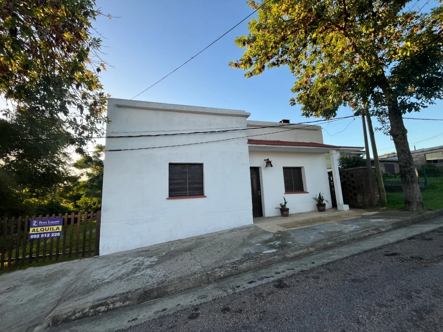 Casa en alquiler de 2 dormitorios en Nueva Helvecia - Imagen 1